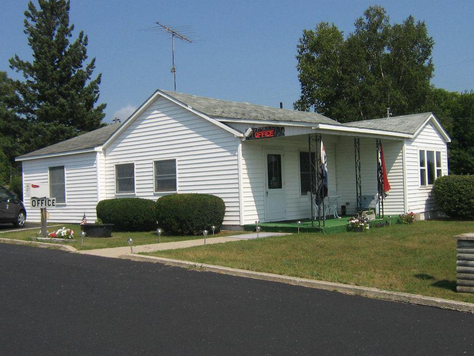 Brevort Chapel Hill Motel מראה חיצוני תמונה
